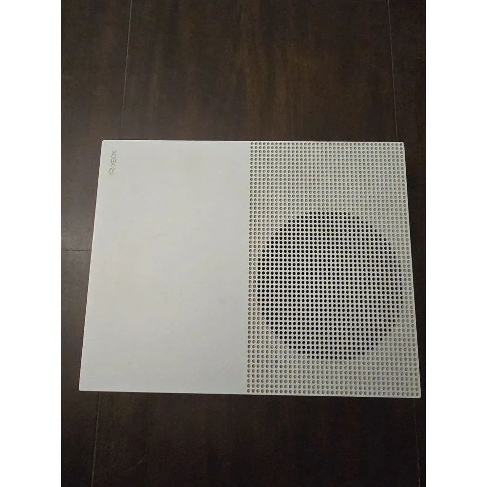 Microsoft Xbox One S 1TB Console Bundle w/ Wireless Controller And 1 Game‎